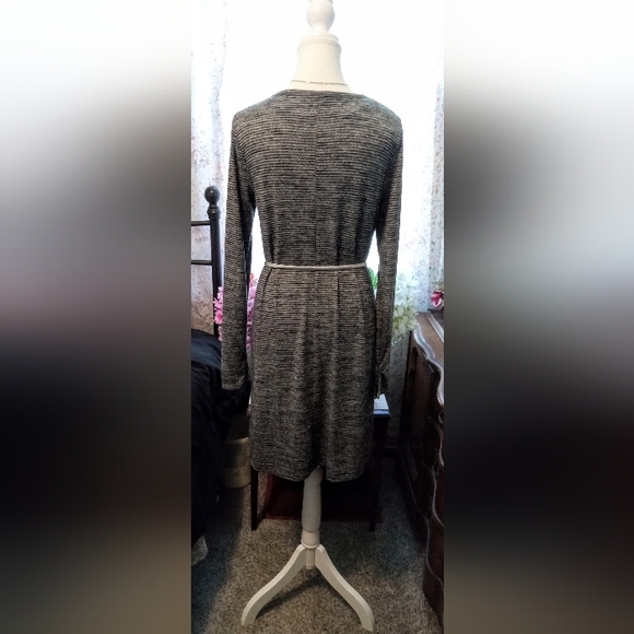 Long Sleeve Fall Dress Size M - Picture 2 of 7